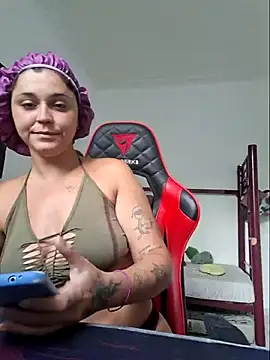 luuhcat09 online show from March 11, 2025, 9:34 am