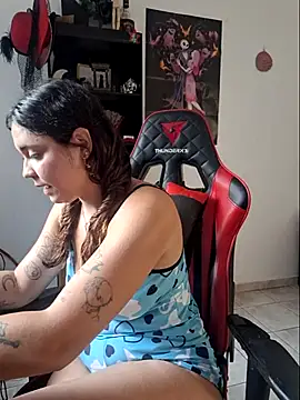 luuhcat09 online show from October 2, 2025, 10:18 am