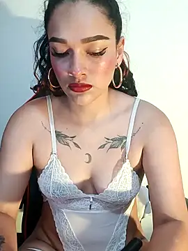 EMILYY FOXY online show from January 7, 2026, 1:10 am