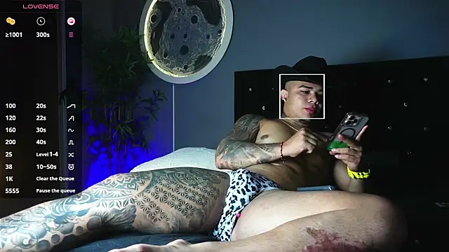 Snapshot of jordan_mayers02 chatting on November 2, 2025, 12:15 am jordan mayers02 online show from November 2, 2025, 12:15 am