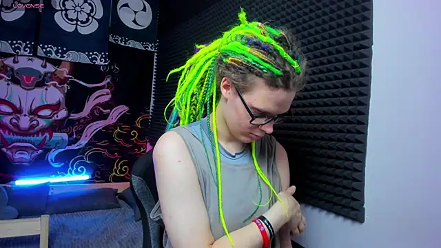 Snapshot of KIKI_Krash chatting on September 30, 2025, 10:10 am KIKI Krash online show from September 30, 2025, 10:10 am