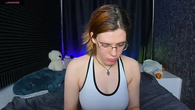 KIKI Krash online show from February 4, 2025, 1:48 pm