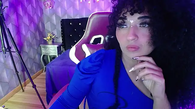 Sofiacowperx online show from February 16, 2025, 2:53 am