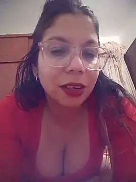 Carliina Soussa online show from May 28, 2026, 12:07 am