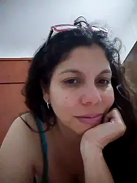 Carliina Soussa online show from March 14, 2025, 4:43 am