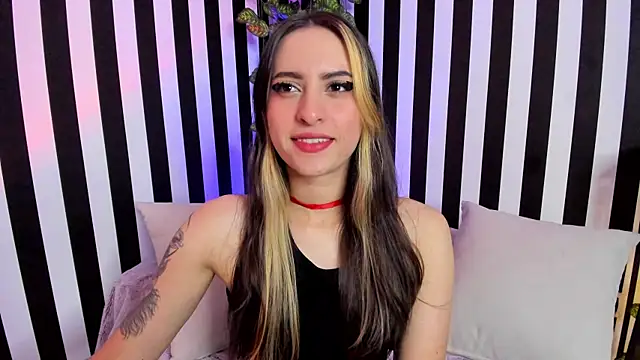 Snapshot of liz_goth chatting on September 30, 2025, 12:22 pm liz goth online show from September 30, 2025, 12:22 pm