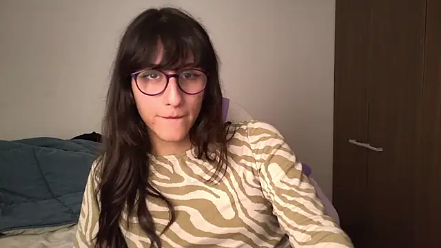 Alice love29 online show from December 11, 2024, 12:12 pm