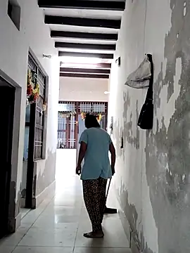 illay love online show from September 23, 2025, 5:36 am