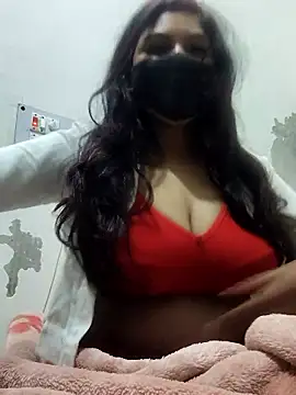 Snapshot of illay_love chatting on January 9, 2026, 6:48 pm illay love online show from January 9, 2026, 6:48 pm