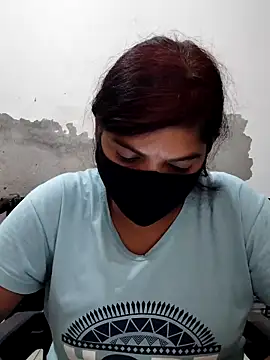 Snapshot of illay_love chatting on October 31, 2025, 7:05 am illay love online show from October 31, 2025, 7:05 am