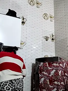 Snapshot of illay_love chatting on January 13, 2026, 3:16 pm illay love online show from January 13, 2026, 3:16 pm