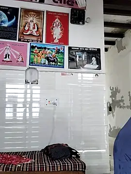 illay love online show from October 6, 2025, 3:40 am