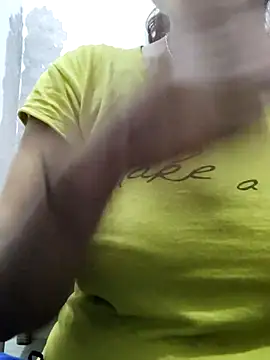 illay love online show from March 14, 2025, 11:34 am