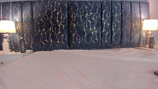 Snapshot of Sophia_Lemos chatting on October 12, 2025, 8:10 pm Sophia Lemos online show from October 12, 2025, 8:10 pm