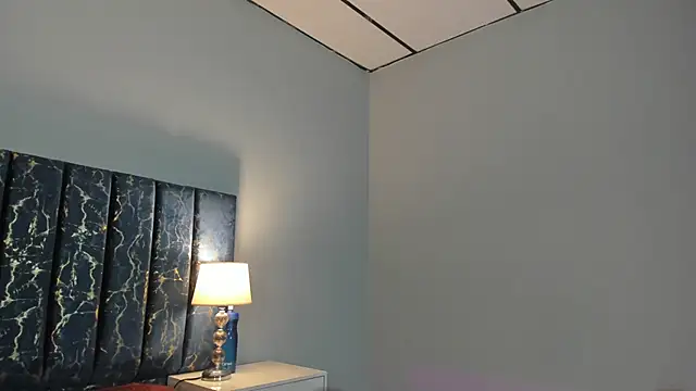 Snapshot of Sophia_Lemos chatting on October 23, 2025, 1:54 pm Sophia Lemos online show from October 23, 2025, 1:54 pm