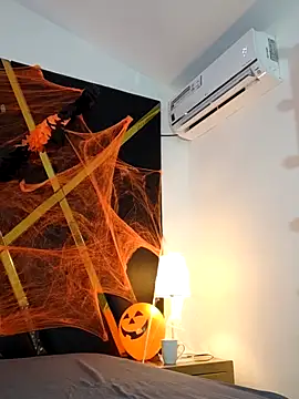 Snapshot of Adel_Nesbiit chatting on October 25, 2025, 7:47 pm Adel Nesbiit online show from October 25, 2025, 7:47 pm