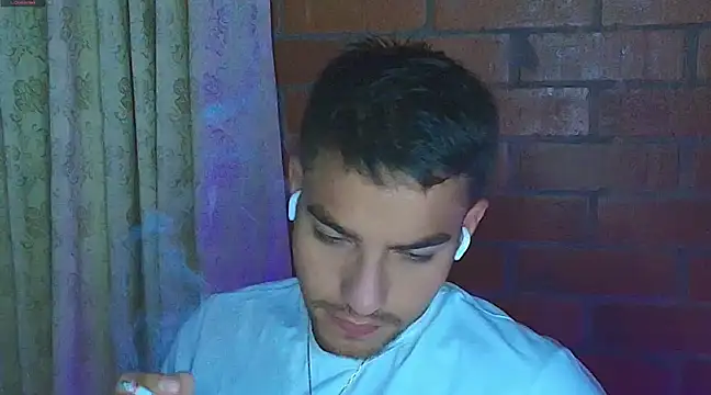 Leandro valenzuela online show from February 5, 2025, 4:27 am