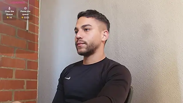 Leandro valenzuela online show from April 3, 2026, 9:21 pm