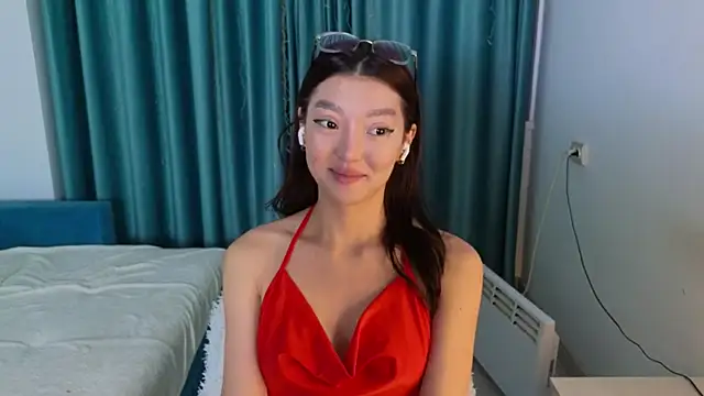 AudreyMell online show from October 15, 2025, 2:47 pm