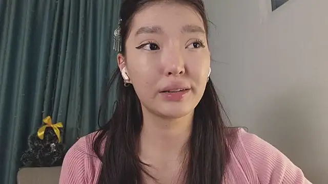 AudreyMell online show from January 14, 2026, 3:26 pm