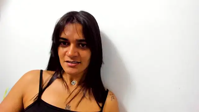 Biancasantillana online show from November 21, 2025, 8:19 pm