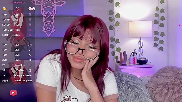 BonnieAnderson  online show from January 27, 2025, 11:22 pm