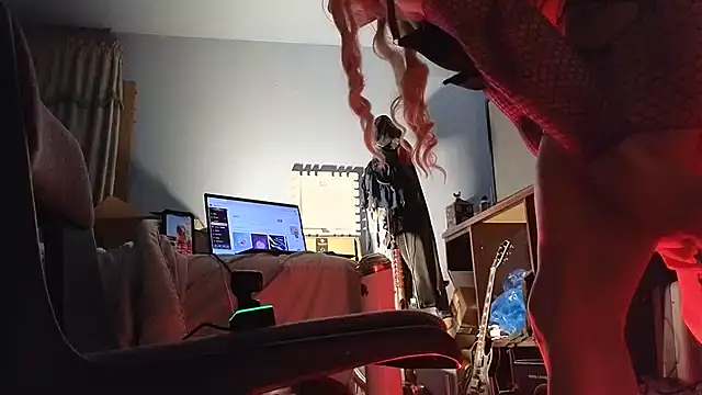 Sandrasaa online show from November 30, 2025, 7:31 am