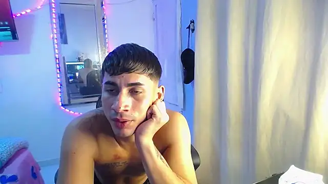 boy latino sex online show from October 6, 2025, 7:03 pm