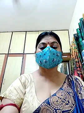 Snapshot of Ratna-777 chatting on February 20, 2026, 6:43 pm Ratna-777 online show from February 20, 2026, 6:43 pm