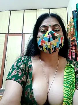 Snapshot of Ratna-777 chatting on September 26, 2025, 6:15 pm Ratna-777 online show from September 26, 2025, 6:15 pm