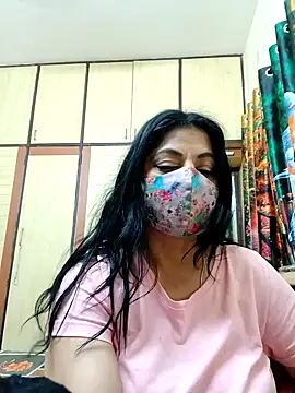 Snapshot of Ratna-777 chatting on September 25, 2025, 9:10 pm Ratna-777 online show from September 25, 2025, 9:10 pm