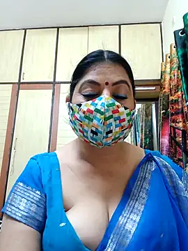 Snapshot of Ratna-777 chatting on October 4, 2025, 6:09 pm Ratna-777 online show from October 4, 2025, 6:09 pm