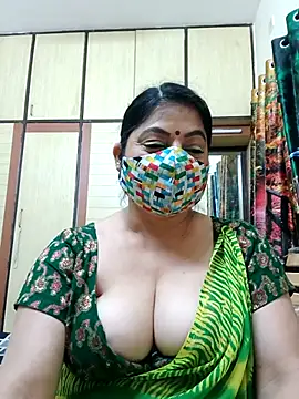 Snapshot of Ratna-777 chatting on October 8, 2025, 6:19 pm Ratna-777 online show from October 8, 2025, 6:19 pm