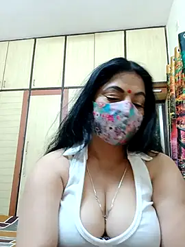 Snapshot of Ratna-777 chatting on September 21, 2025, 6:24 pm Ratna-777 online show from September 21, 2025, 6:24 pm