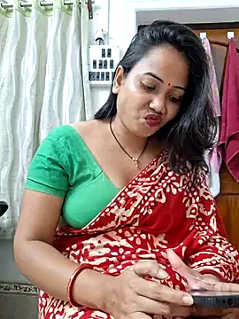 Snapshot of DREAM_GIRL-30 chatting on February 24, 2025, 12:37 pm DREAM GIRL-30 online show from February 24, 2025, 12:37 pm