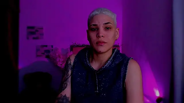 Charlee pink online show from February 28, 2026, 3:22 pm