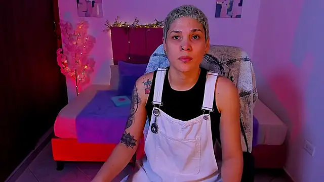 Charlee pink online show from October 14, 2025, 11:58 pm