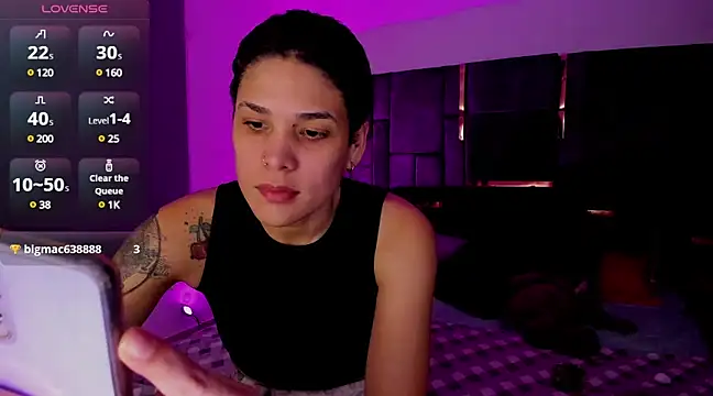 Charlee pink online show from March 7, 2025, 9:29 am