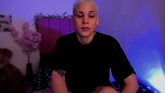 Charlee pink online show from February 16, 2026, 6:34 am