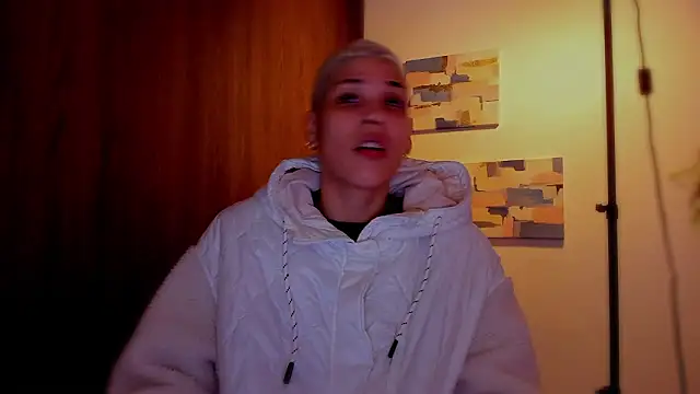 Charlee pink online show from March 9, 2026, 7:01 am