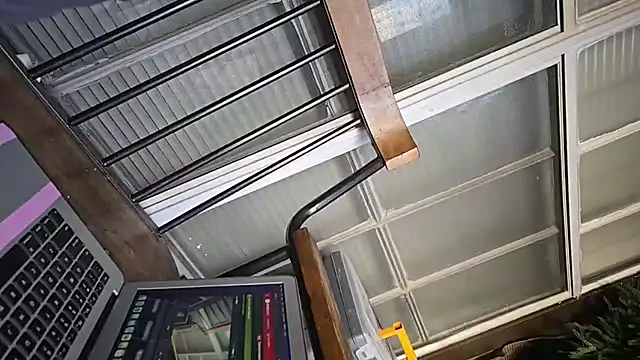 ChillzPnp online show from November 14, 2025, 1:26 pm