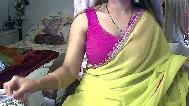 Cute-Tara online show from March 14, 2025, 9:03 am