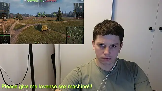 Snapshot of BigL0ve chatting on February 25, 2026, 3:01 pm BigL0ve online show from February 25, 2026, 3:01 pm