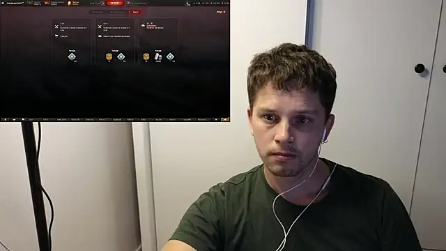 Snapshot of BigL0ve chatting on September 19, 2025, 3:05 pm BigL0ve online show from September 19, 2025, 3:05 pm