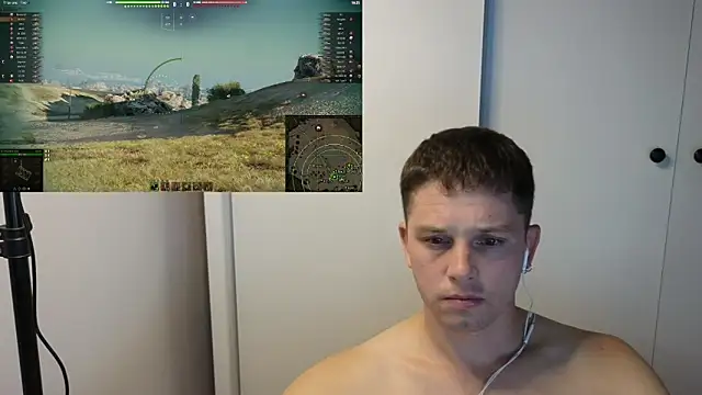 Snapshot of BigL0ve chatting on October 7, 2025, 2:40 pm BigL0ve online show from October 7, 2025, 2:40 pm