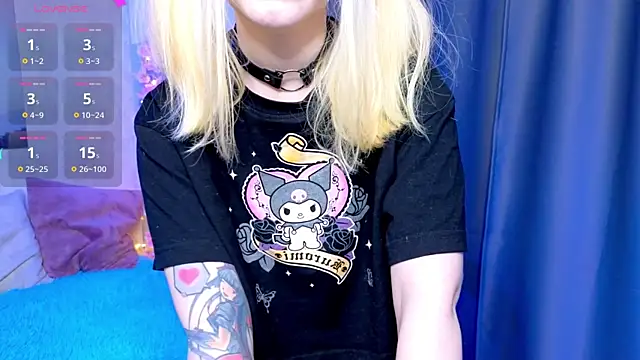 Snapshot of ElswythCovil chatting on March 14, 2025, 4:10 am ElswythCovil online show from March 14, 2025, 4:10 am