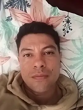 Snapshot of juiba1004 chatting on October 15, 2025, 11:40 am juiba1004 online show from October 15, 2025, 11:40 am