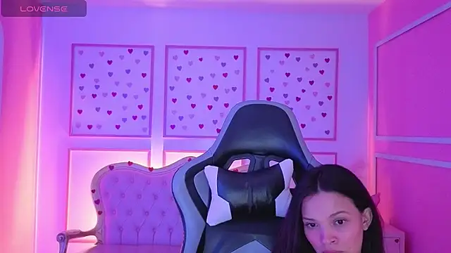 Snapshot of ailen_t chatting on September 18, 2025, 2:36 am ailen t online show from September 18, 2025, 2:36 am