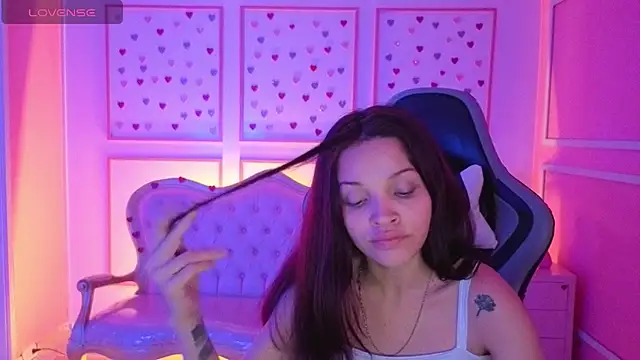 Snapshot of ailen_t chatting on September 30, 2025, 2:39 am ailen t online show from September 30, 2025, 2:39 am