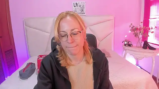 Snapshot of SammySanders chatting on February 8, 2026, 1:09 pm SammySanders online show from February 8, 2026, 1:09 pm